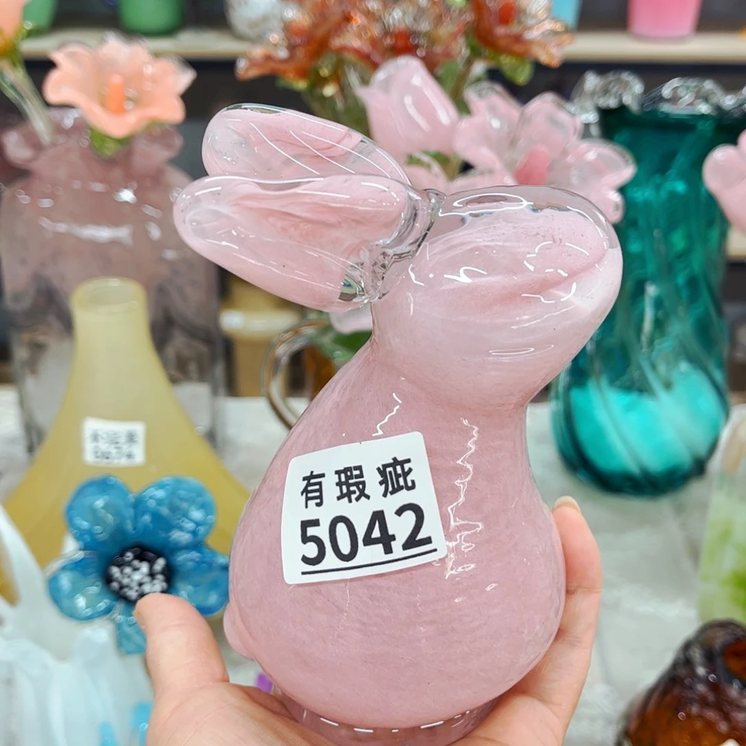 5042兔，瑕 家悦琉璃花瓶摆件