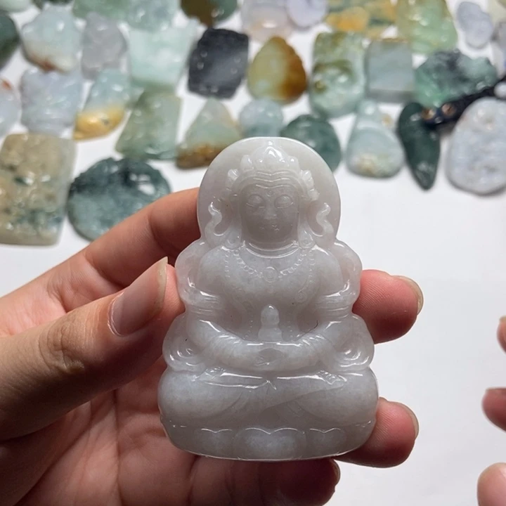 翡翠未镶嵌颈饰渡母36