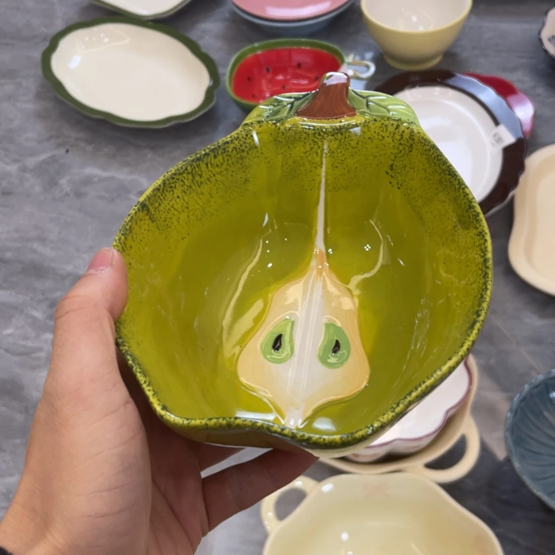 陶瓷微瑕餐具介意勿拍，满18飞！