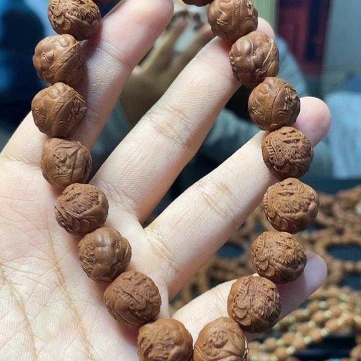 手串/手链橄榄核龙纹
