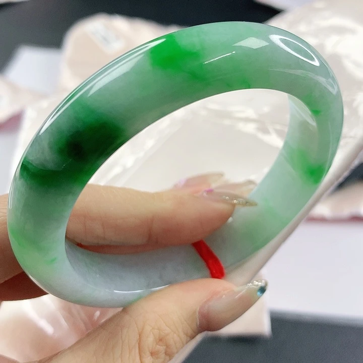 未镶嵌手镯翡翠，865