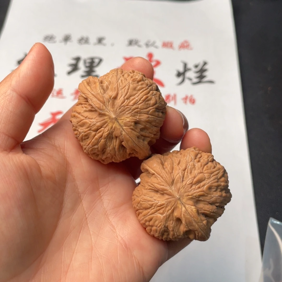 把件文玩核桃648。43铁锤有黄