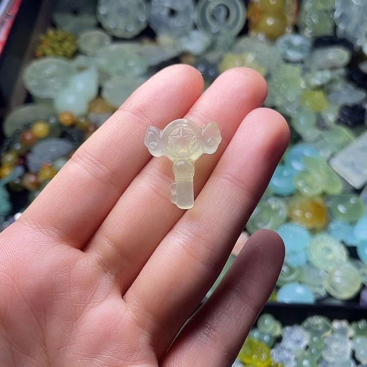 蛇纹石玉合金颈饰魔法棒