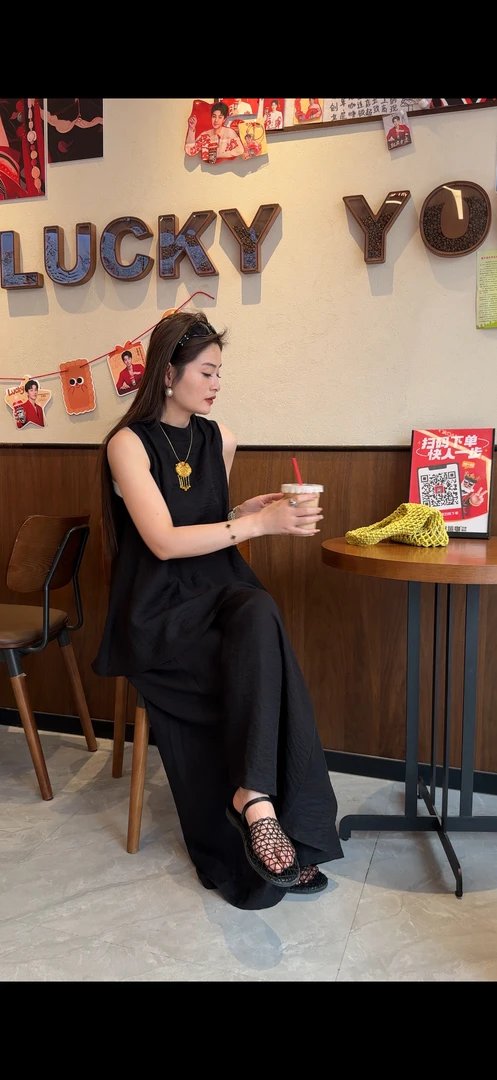 大楠家韩系夏季气质冷淡风高级感御姐炸街高级感两件套装裤女款