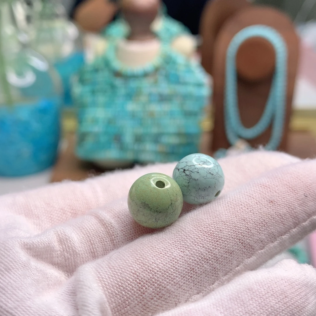 绿松石未镶嵌饰品