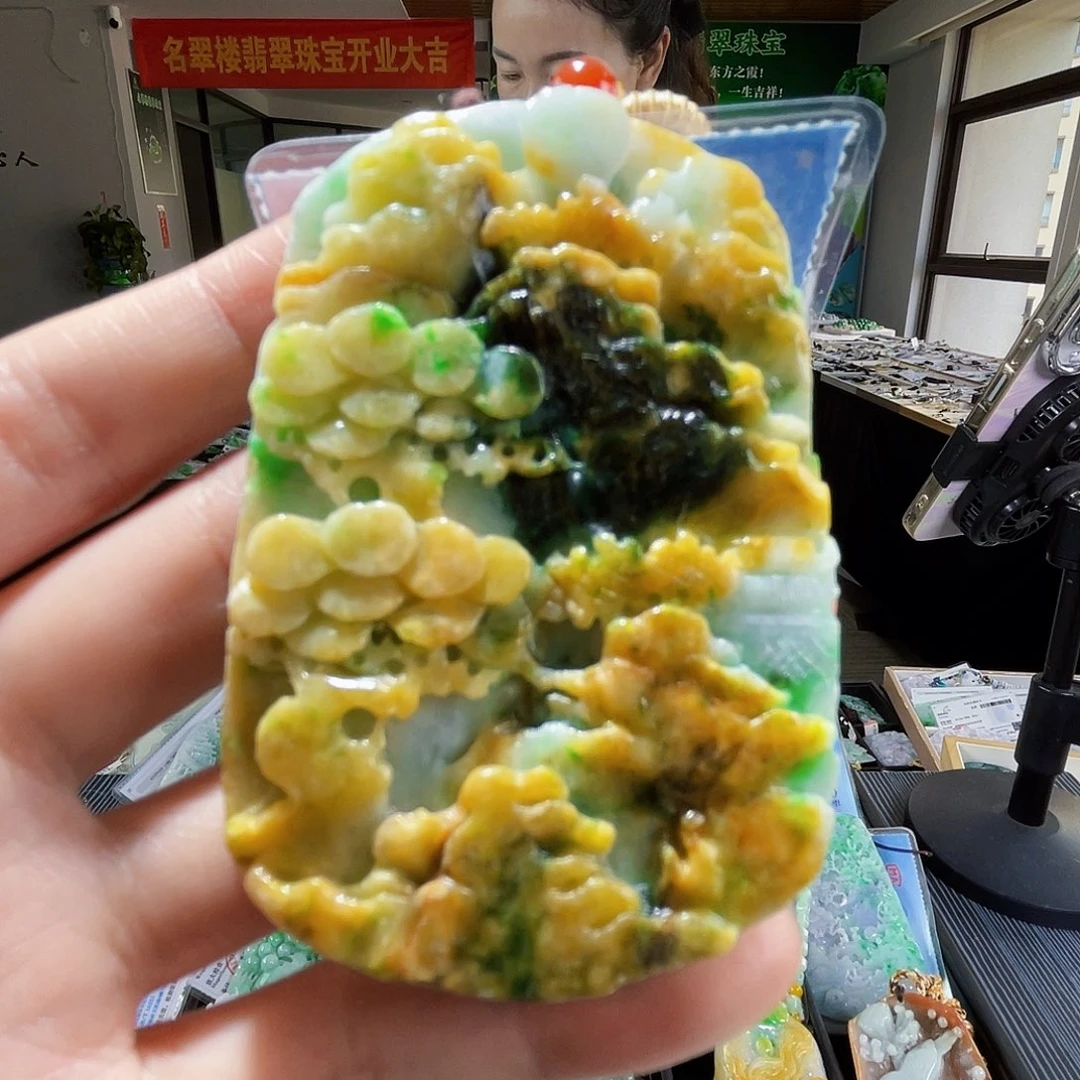 颈饰未镶嵌翡翠翡翠