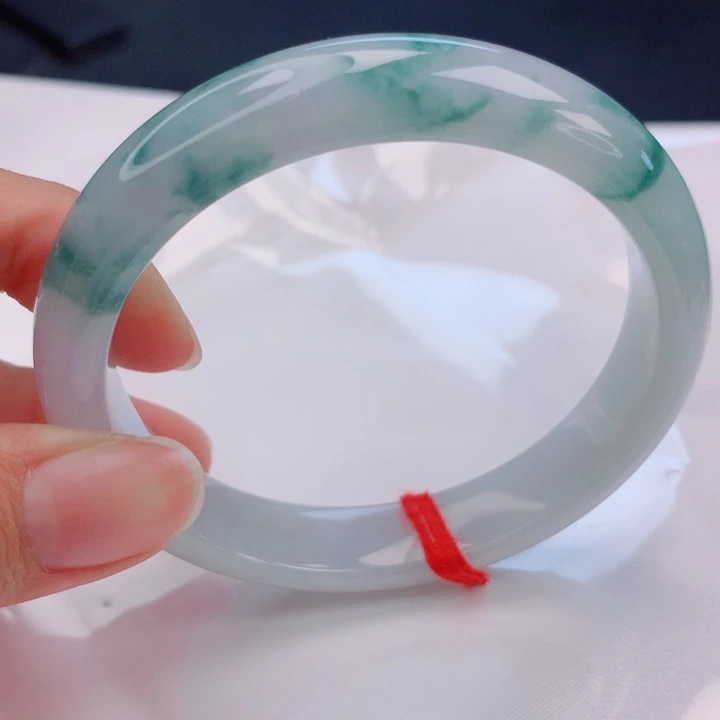 翡翠未镶嵌手镯56圈