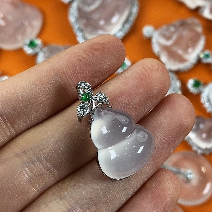 石英质玉银S925镀金镶嵌颈饰