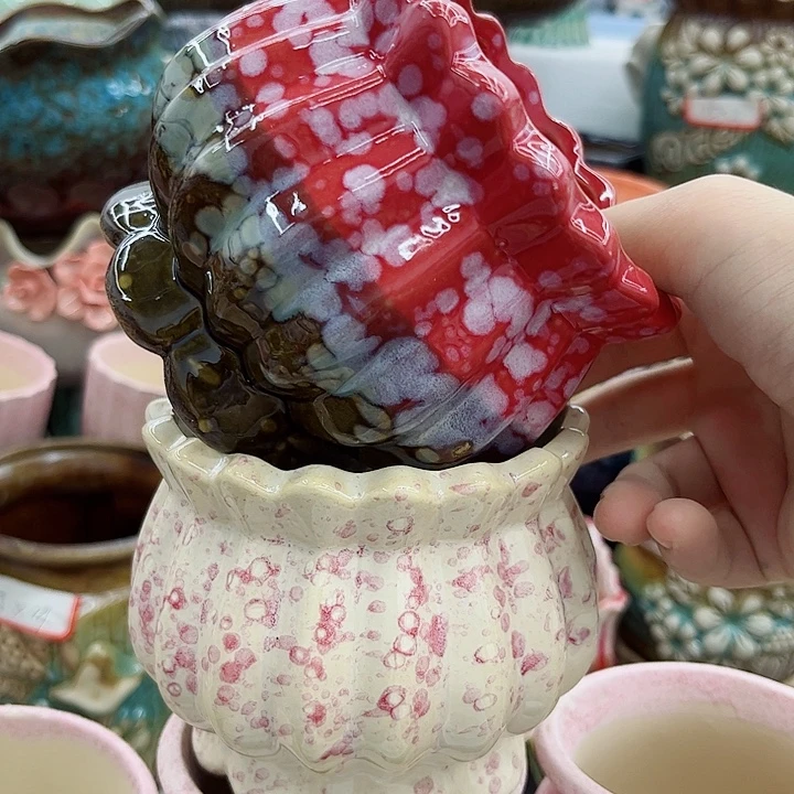 多肉绿植陶瓷花瓶9.9包邮，有孔