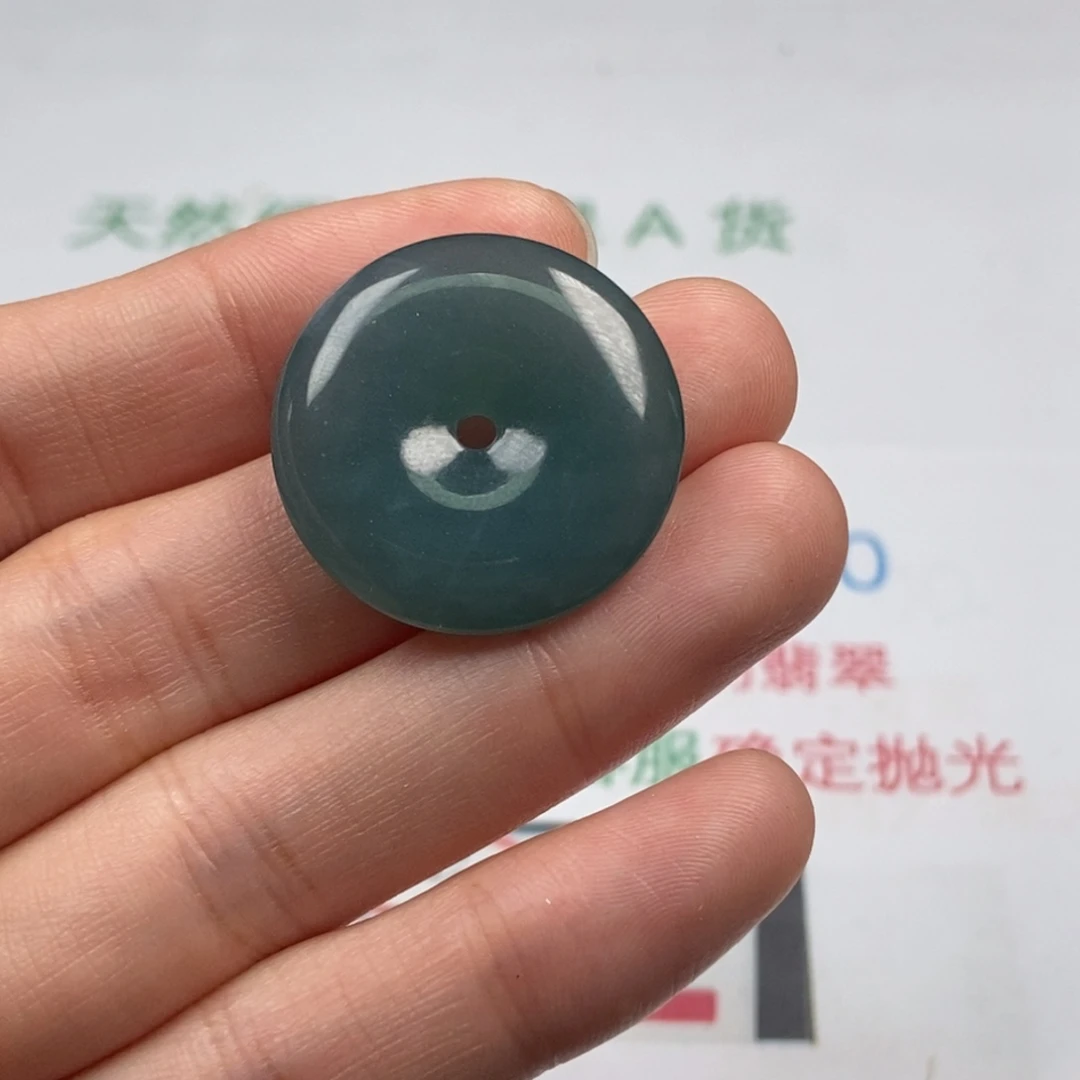 盛***唐翡翠未镶嵌颈饰翡翠