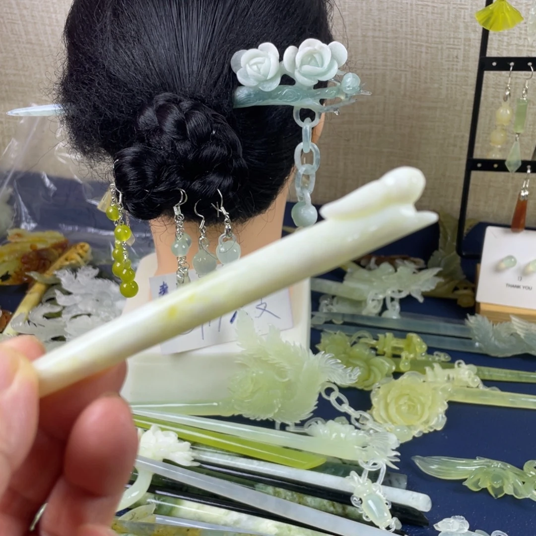 蛇纹石玉未镶嵌发饰