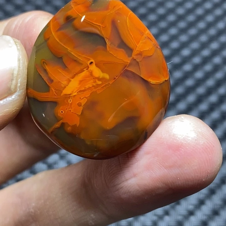 玛瑙/玉髓颈饰未镶嵌青**湖