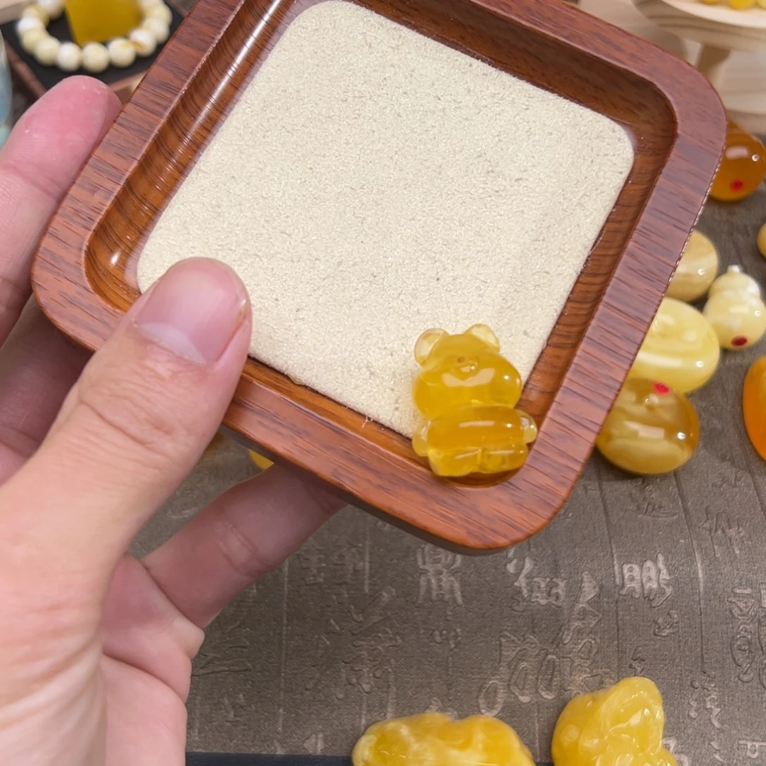 琥珀珠宝奇石未镶嵌琥珀珠宝奇石未镶嵌06