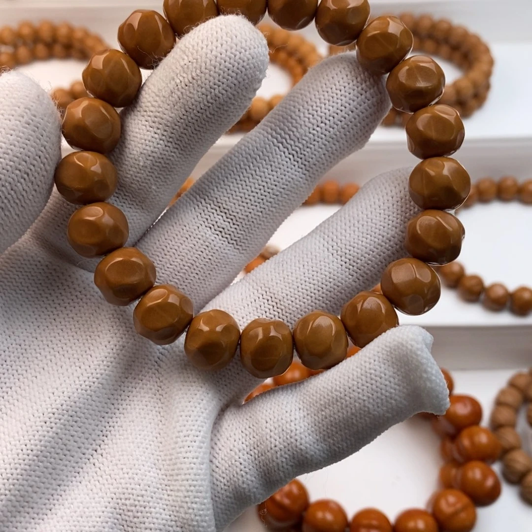 猴头核桃吊坠山****Q海纳百川