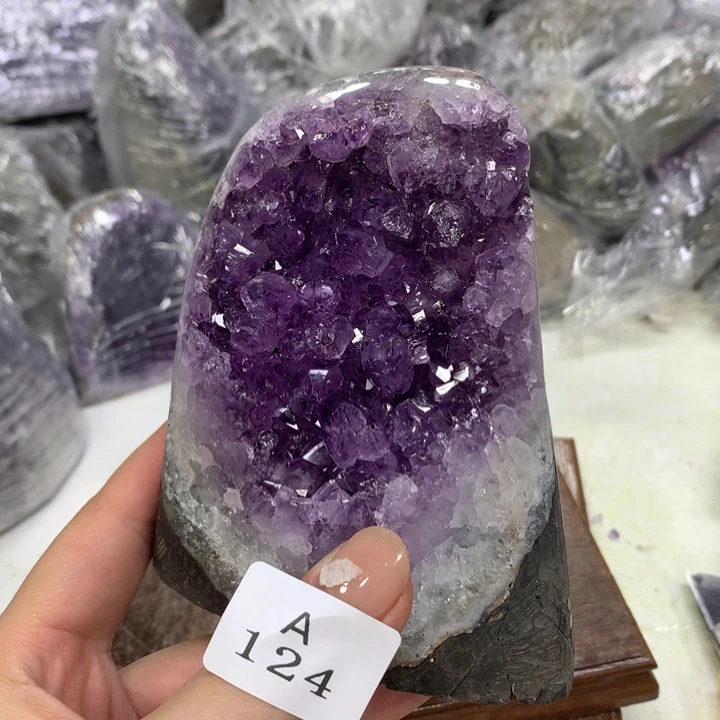 水晶大型摆件（非配饰）未镶嵌