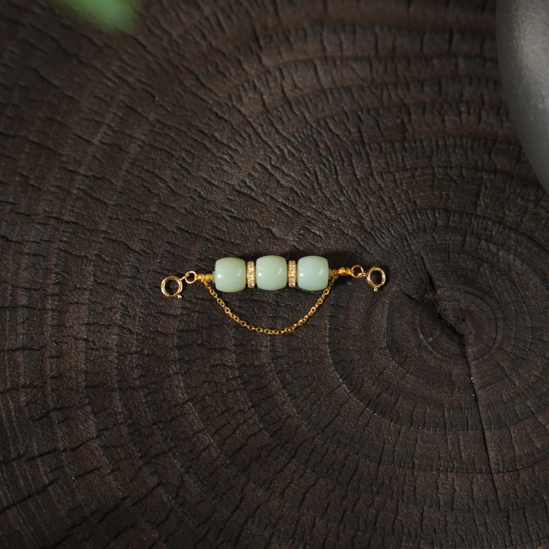 三笙-天然和田玉18K金吊坠