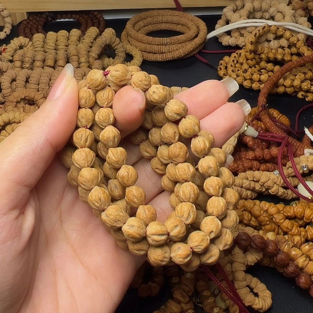 吊坠柏香籽/百香籽原桩莲花柏香籽