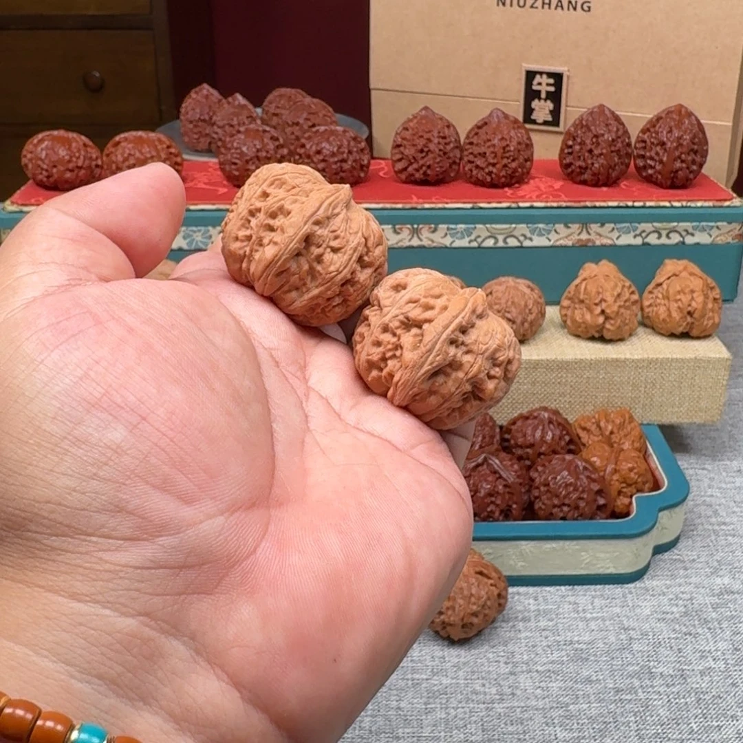 文玩核桃把件元宝100117