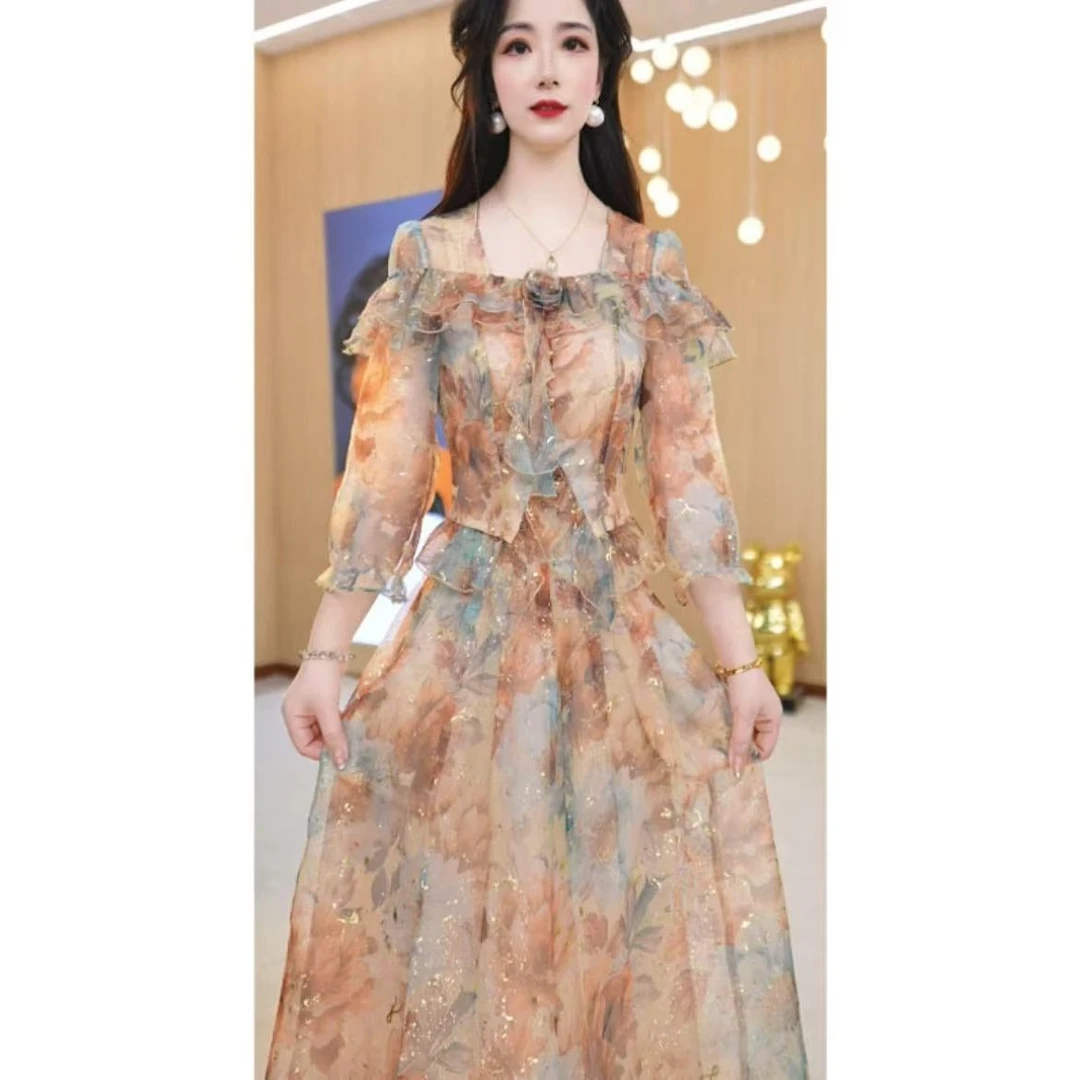 【上衣+半身裙】早秋新款方领碎花时尚修身收腰显瘦显白中长套裙