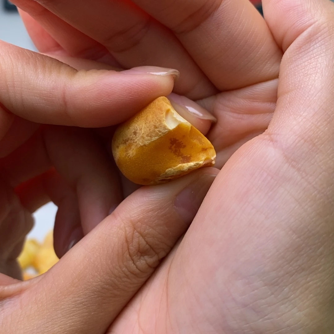 定制琥珀天然蜜蜡