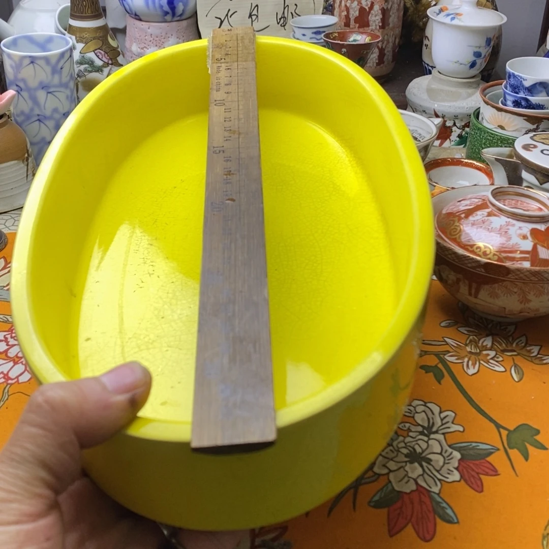 瓷片是因为它具有非常丰富且