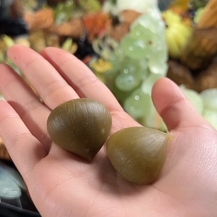 蛇纹石玉未镶嵌板栗ش*一