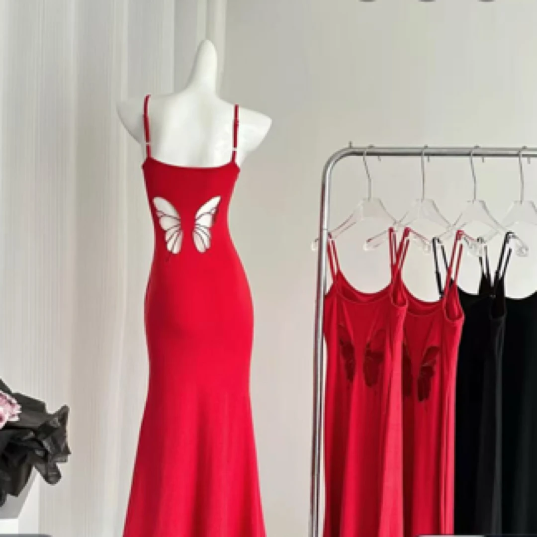 【猫本家】 方家蝴蝶镂空吊带裙