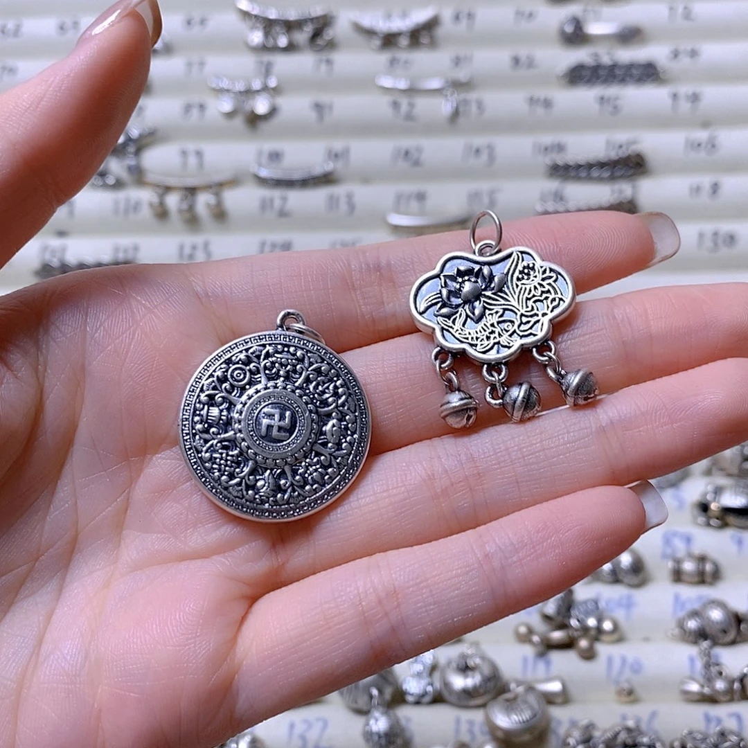 吊坠足银无锁罗盘