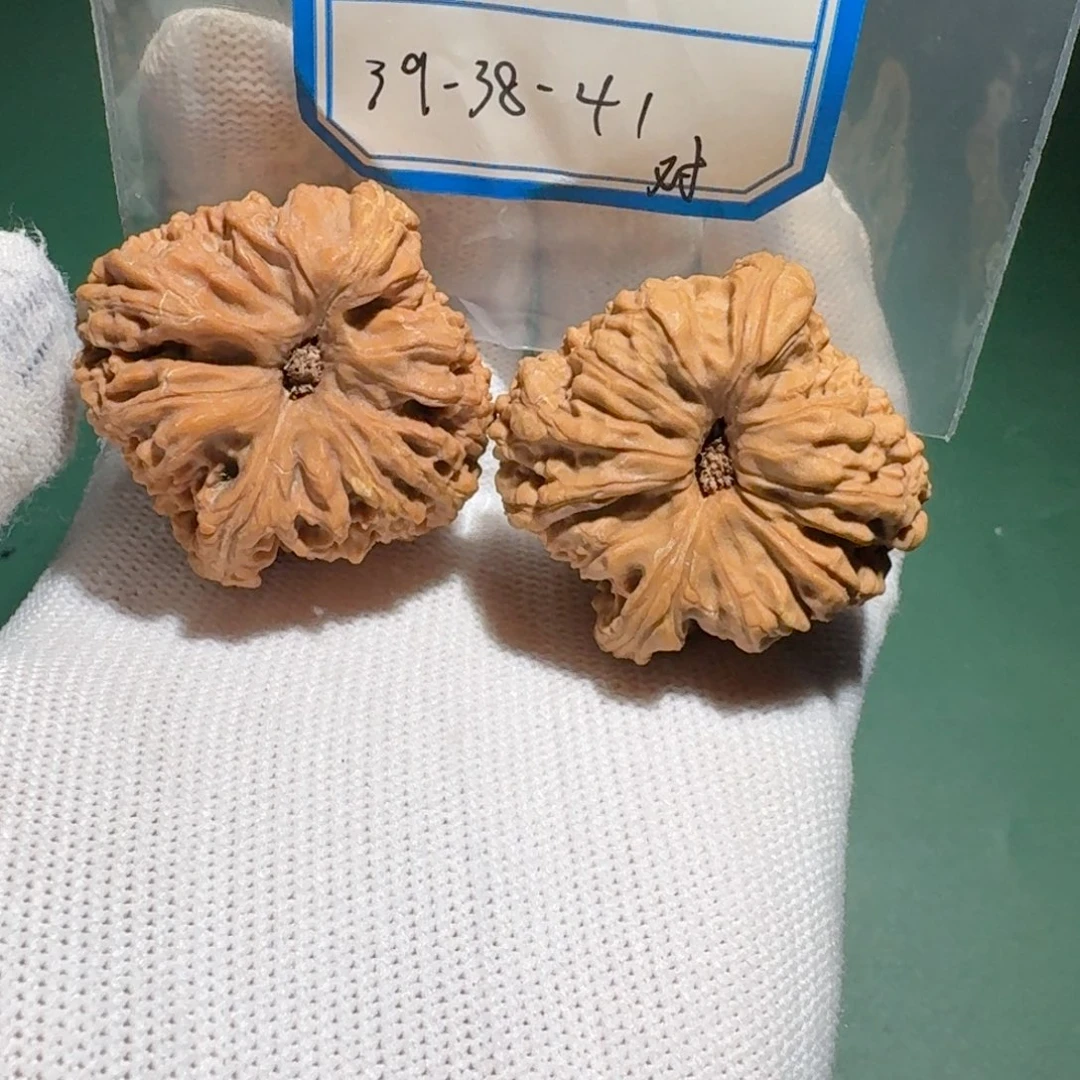 吊坠文玩核桃20号残sh