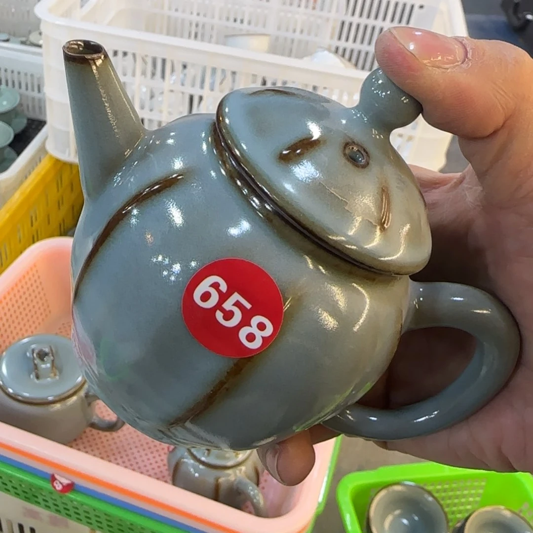 瓷片壶嘴磕坏！！！？？？？