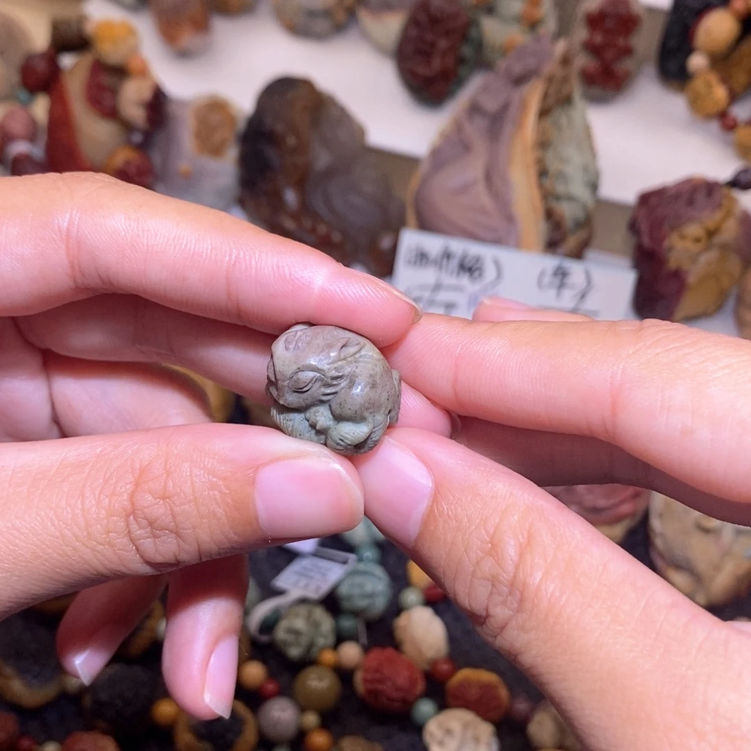 石英质玉（阿拉善玉）未镶嵌手链
