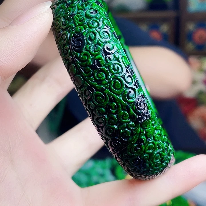 滢***芳翡翠未镶嵌颈饰多样性62.5