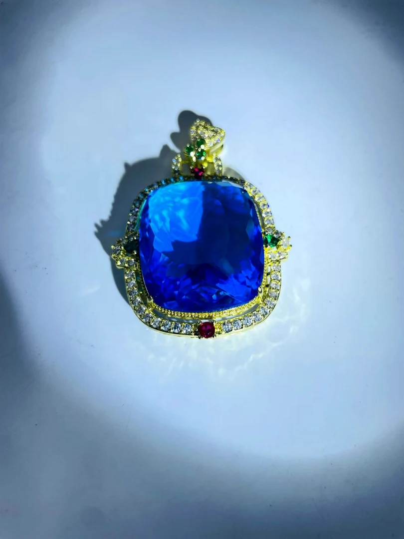 CH传承经典海洋之心吊坠036