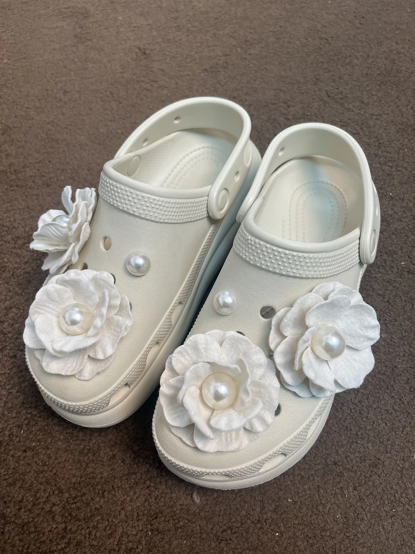 山茶花仿珍珠时尚鞋扣