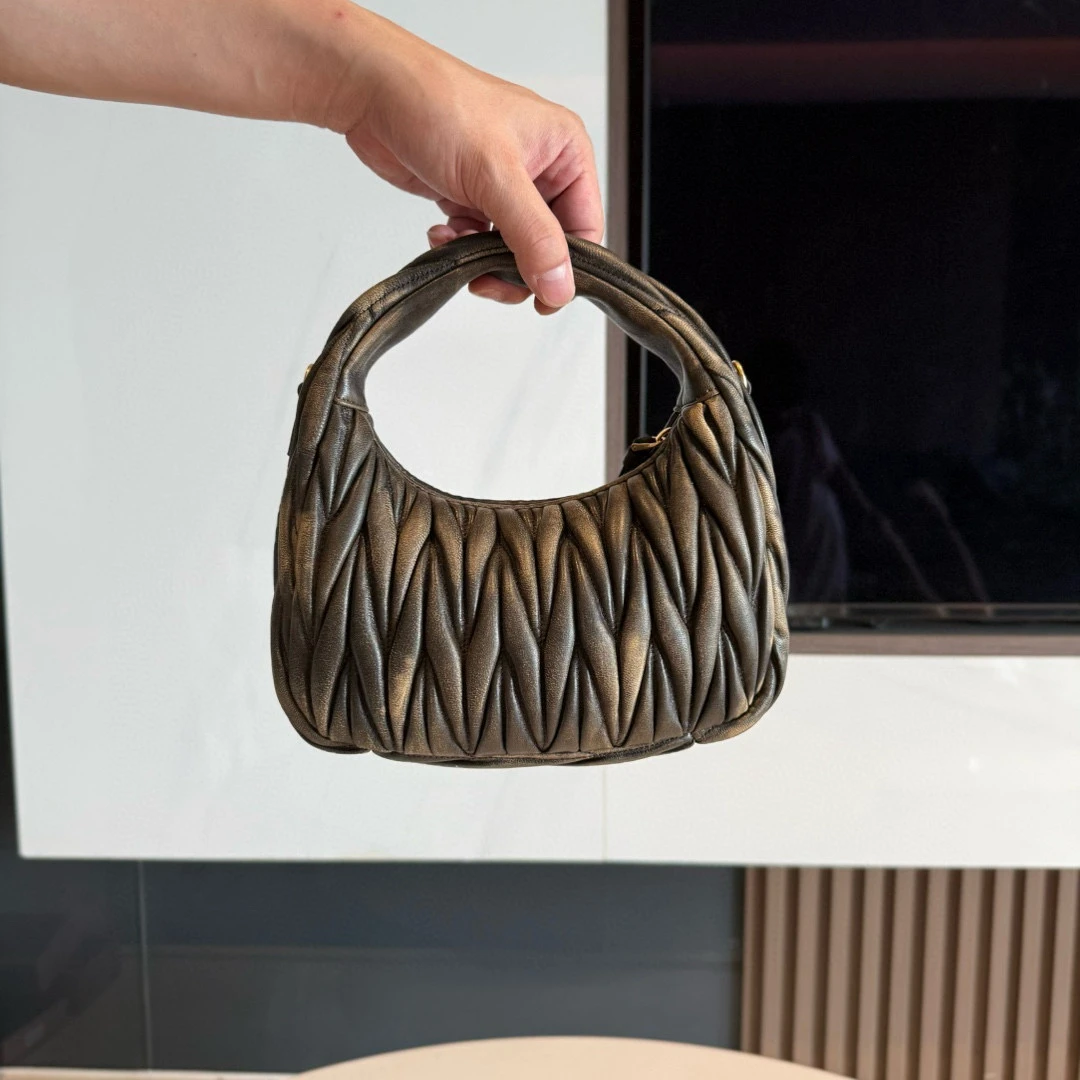 【客服专属-褶皱呼啦圈月牙wander 一样的包 包