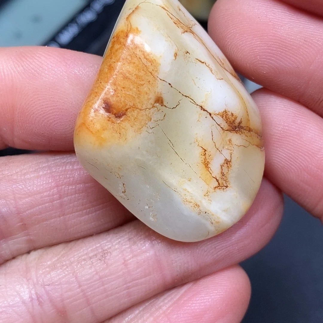 和田玉未镶嵌珠宝奇石