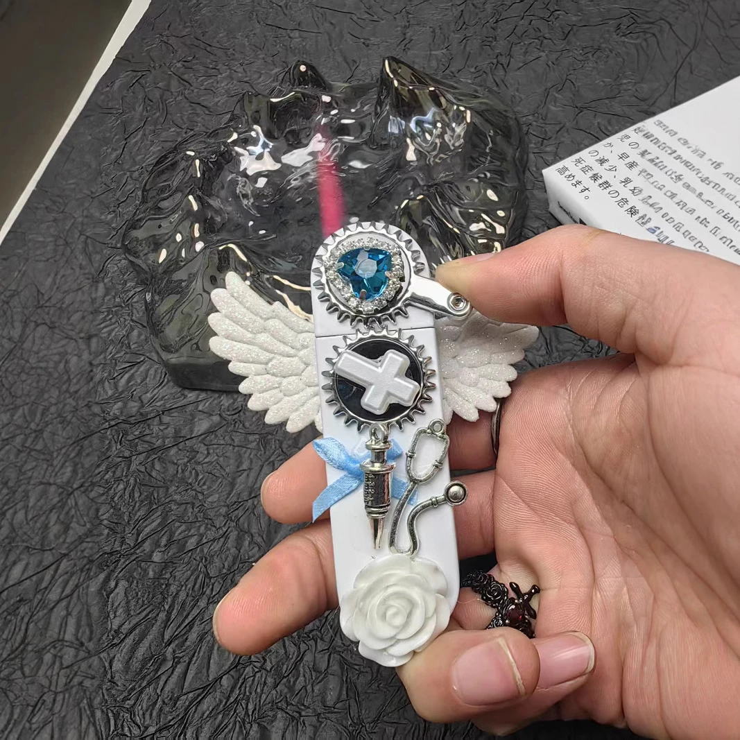 个性创意齿轮打火机充气防风金属恶魔之眼天使之翼镶嵌高级感礼物