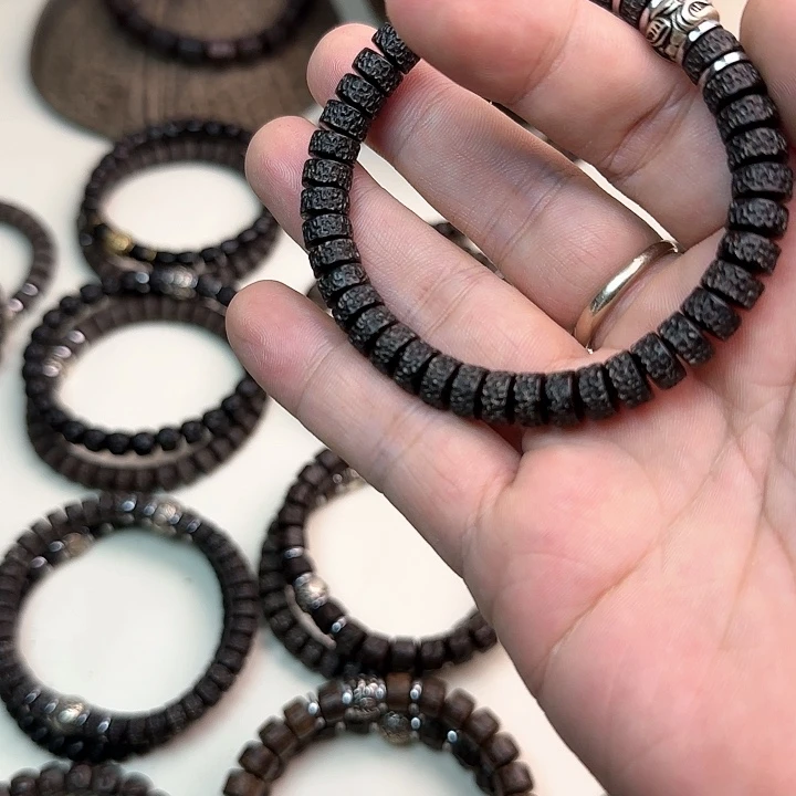 【闪购商品】椰蒂手串85耶噶吞金兽