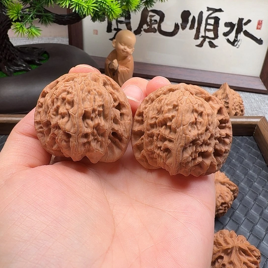 核桃全品新果白狮子42