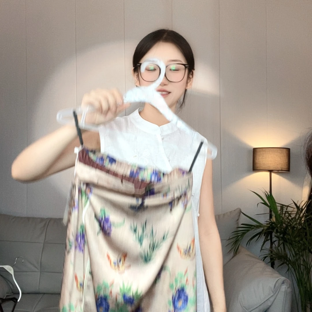 香某纱半裙去拍中吗大码