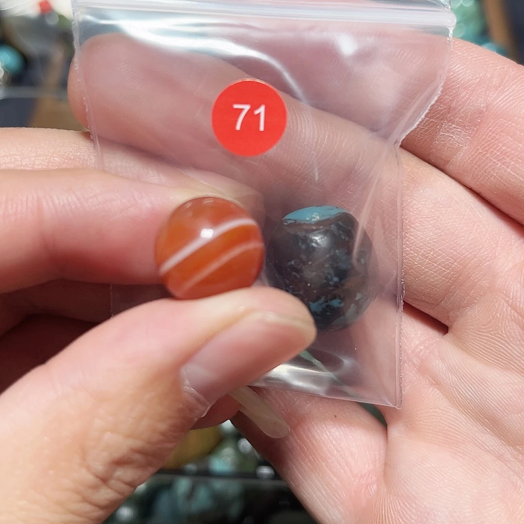 W***n玛瑙/玉髓未镶嵌珠宝奇石