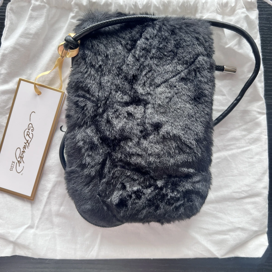 ED家福利款斜挎毛绒包