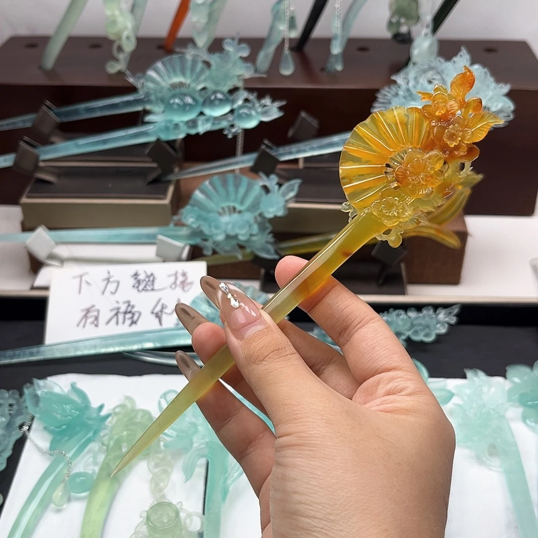 宝***妞未镶嵌蛇纹石玉发饰