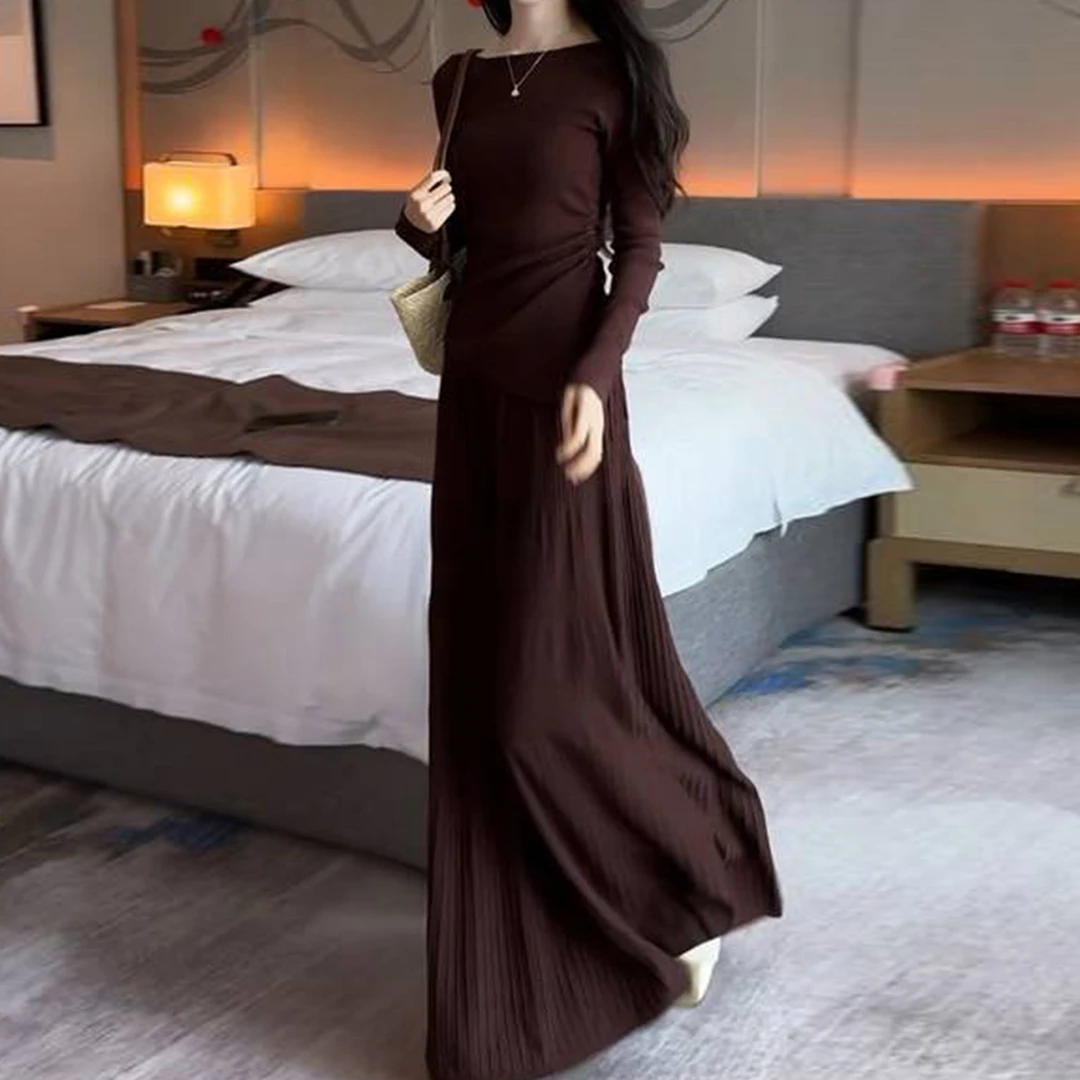 2025新款法式气质针织套装连衣裙子女秋冬季慵懒风高级感收腰长裙