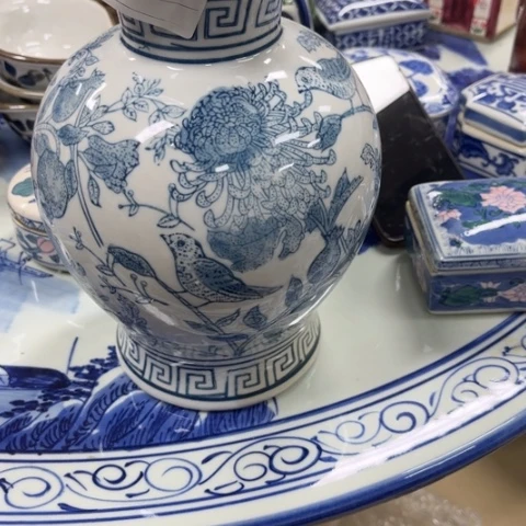 J***y瓷片瓷片瑕疵不退不换，介意不拍