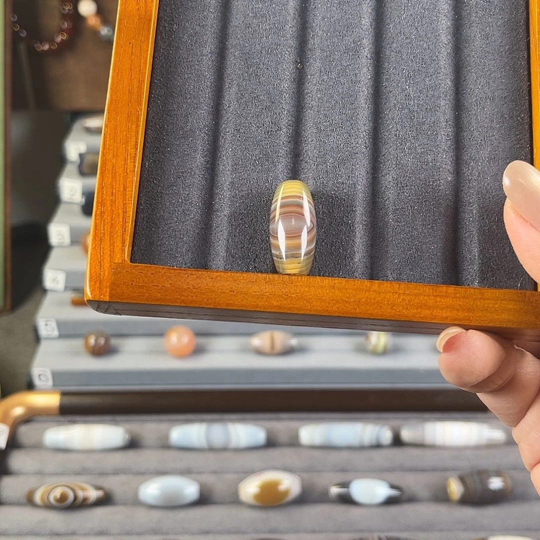 和***趣玛瑙/玉髓合金颈饰