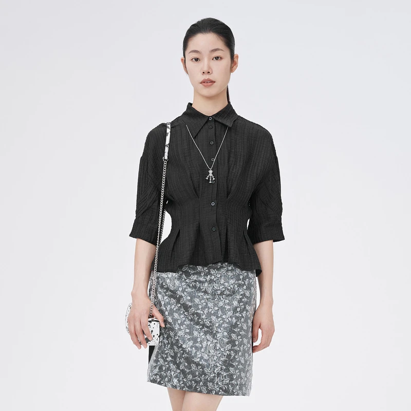 圣迪奥风感波粒女子收腰显瘦翻领短袖肌理褶皱时尚上衣S222Z0469