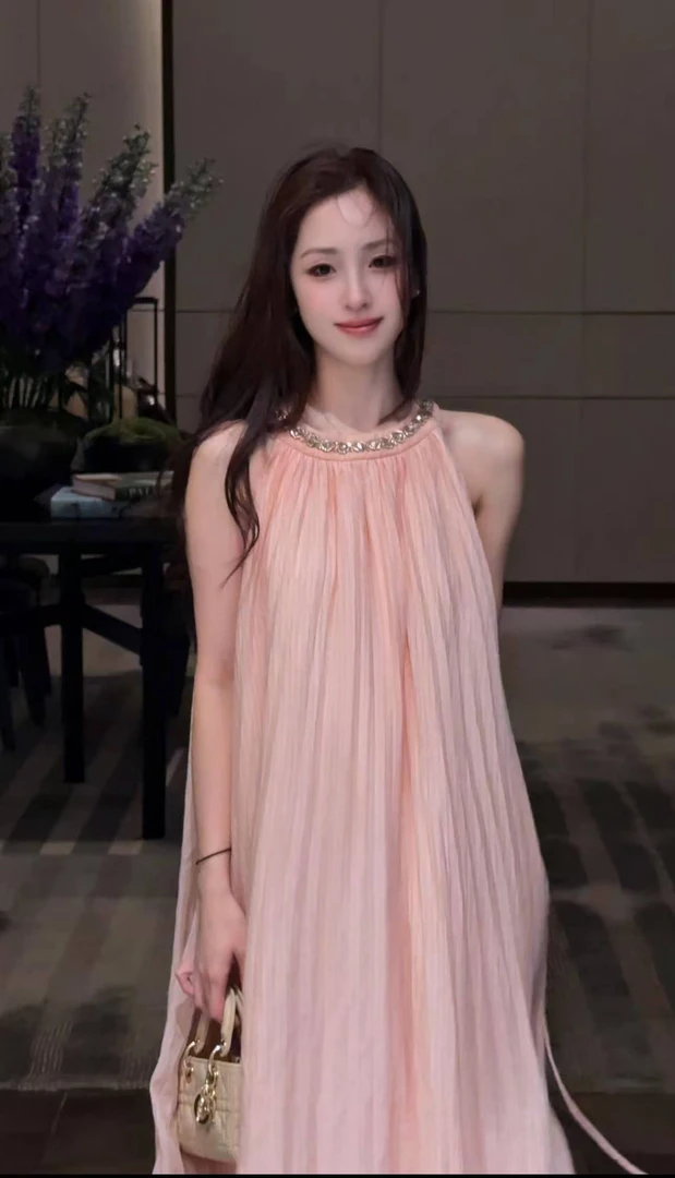 Madofit麻豆/1865 黛西的梦  重工莱赛尔钉珠设计感无袖连衣裙女