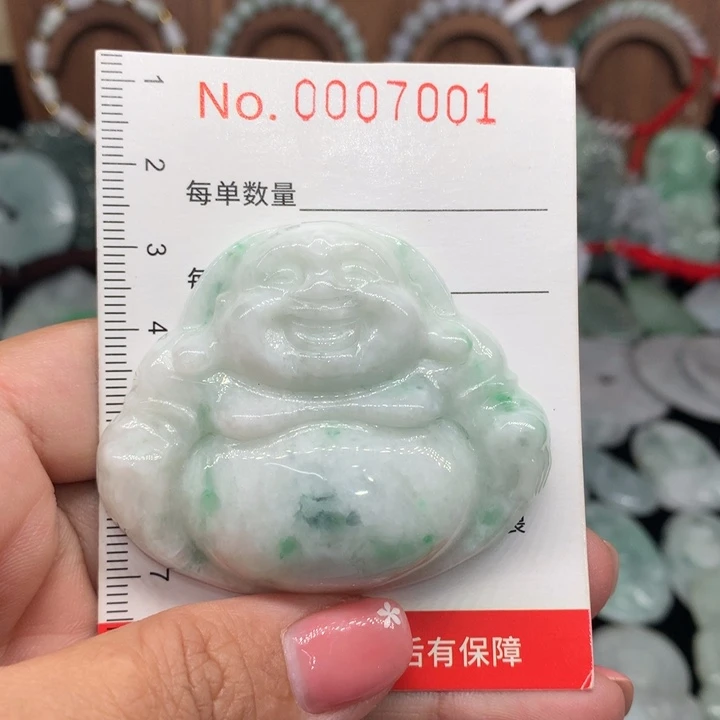 翡翠未镶嵌颈饰11