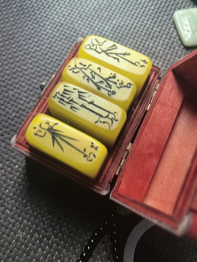 精选优质瓷器摆件